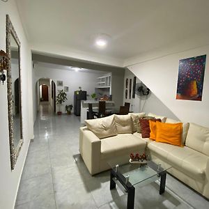 Apartamento de 3 Dormitorios